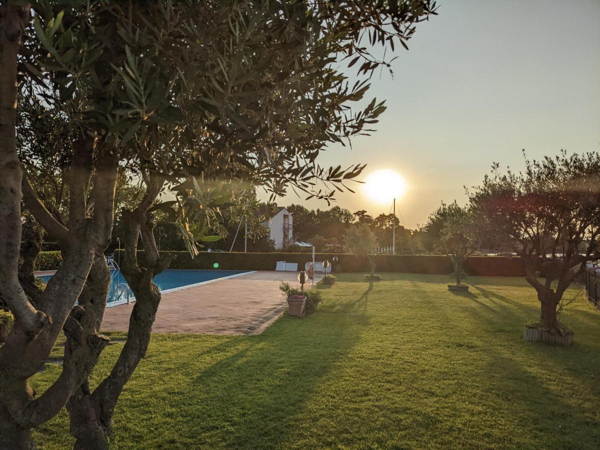 Vista - Lake & Pool Sirmione Exterior photo