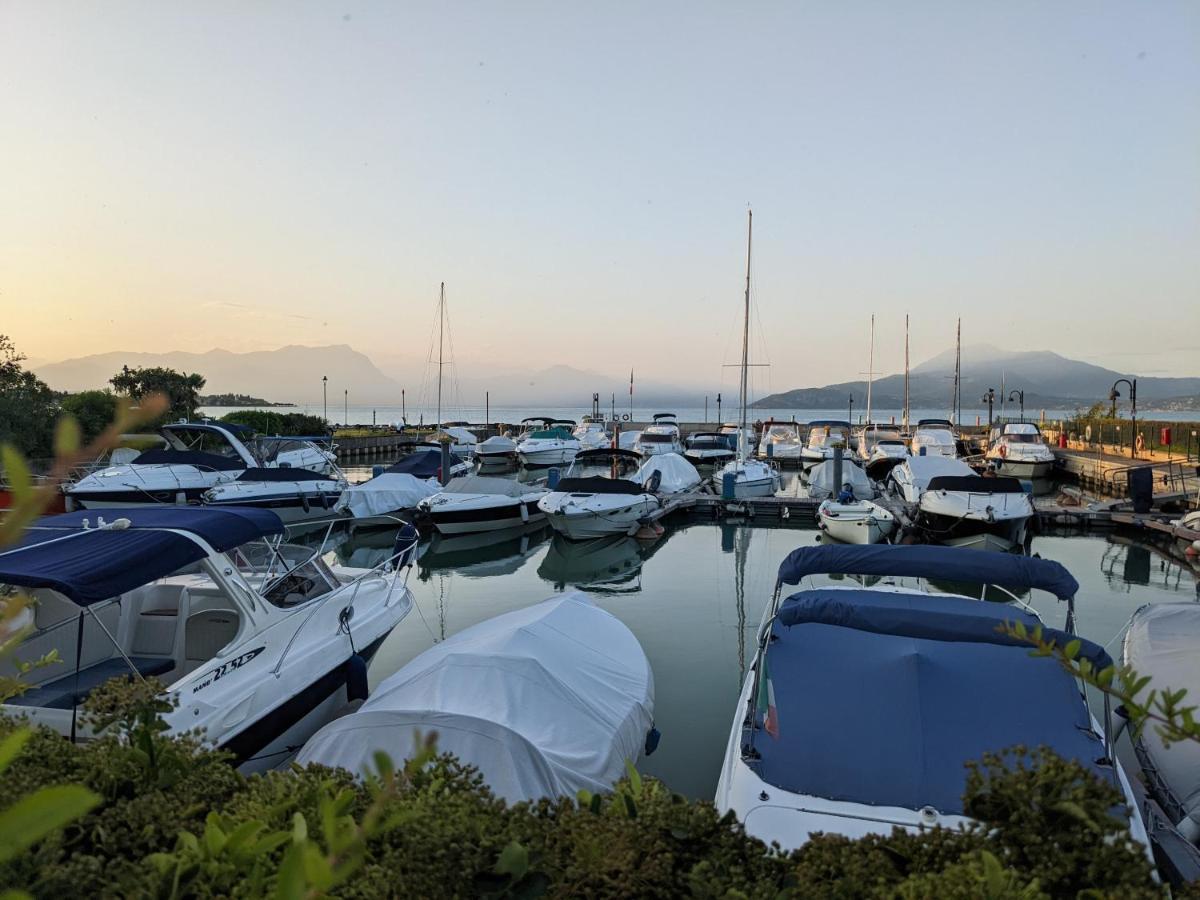 Vista - Lake & Pool Sirmione Exterior photo